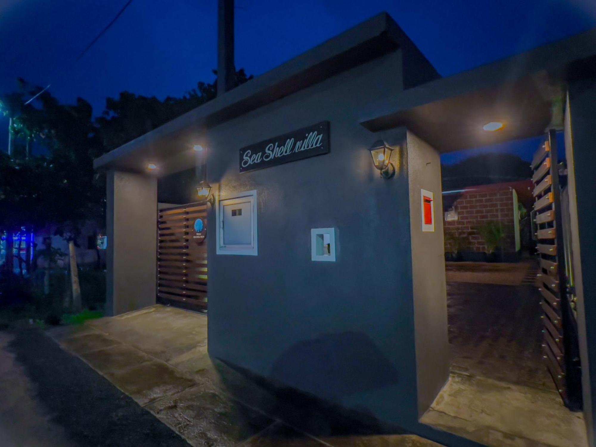Sea Shell Villa Hikkaduwa 2 Separate Cabanas Ocean Front Villa 외부 사진